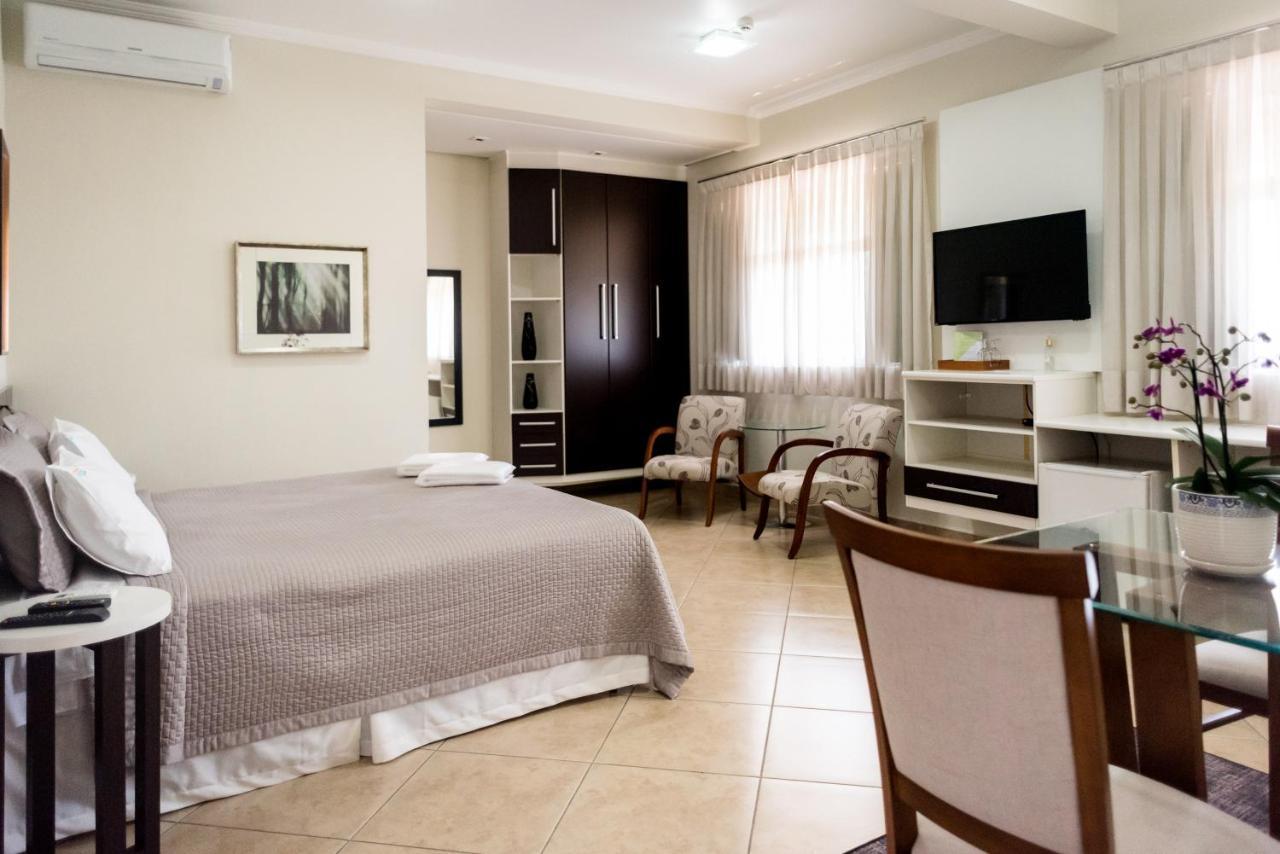 Holambra Garden Hotel Exteriér fotografie A typical hotel room